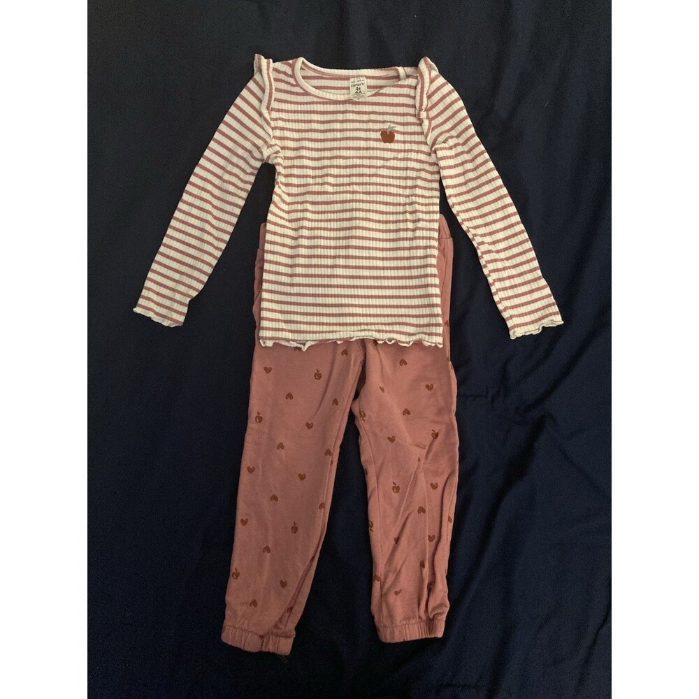 4T Carter’s girl clothes - 2 piece outfit | heart and apple theme